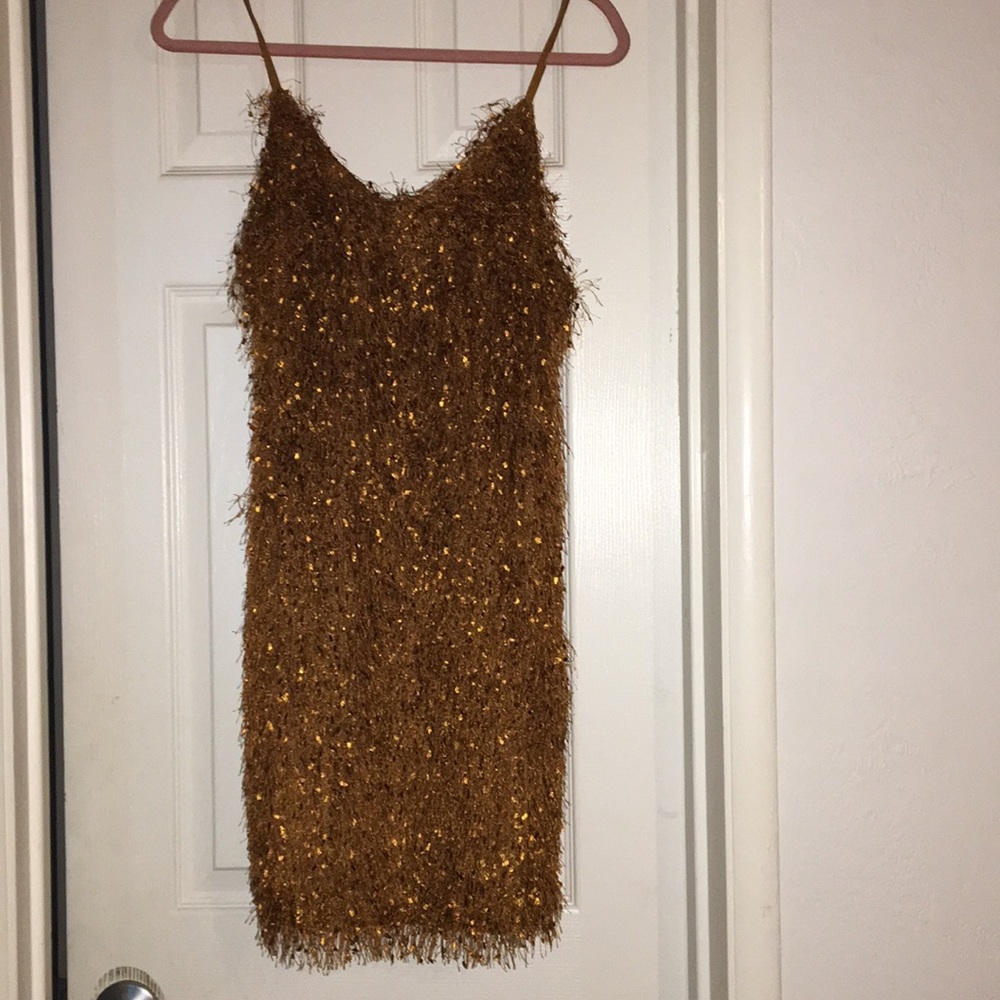 Seductive dark gold shimmery short dress!